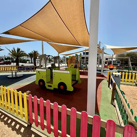 Erimar Met Verwarmd Zwembad Vila Playa Blanca (Lanzarote)